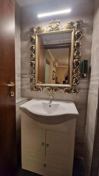 Appartement La Casa Tra I Caruggi à Gênes Extérieur photo